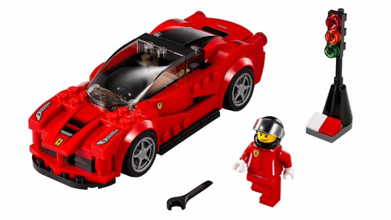 Illustration for article titled The Porsche 918, LaFerrari And McLaren P1 Are All Headed To Lego!